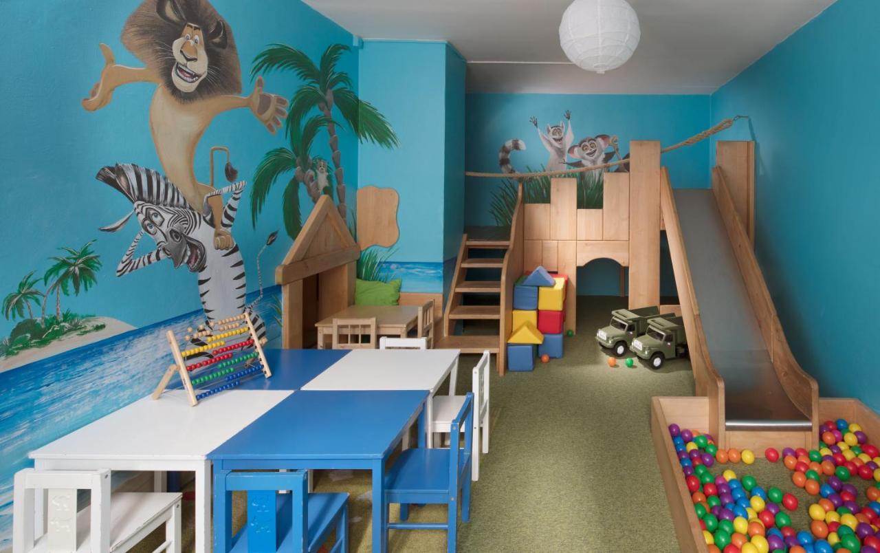 Pinia Hotel & Resort Špindlerŭv Mlýn Luaran gambar